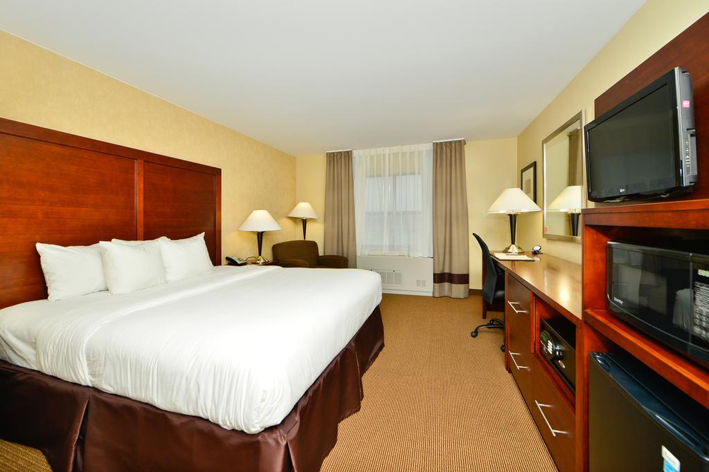 Comfort Inn & Suites Adj To Akwesasne Mohawk Casino Hogansburg Habitación foto